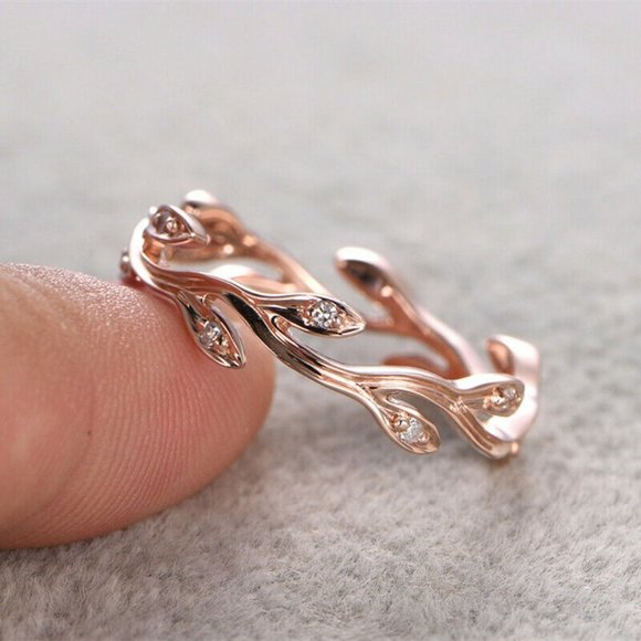Jewelry - 14k Rose Gold White Sapphire Ring, beautiful Ring, shiny Ring.